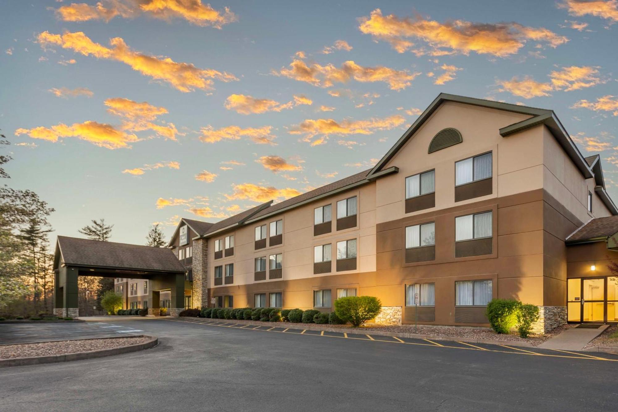 Best Western Inn At Blakeslee-Pocono Dış mekan fotoğraf